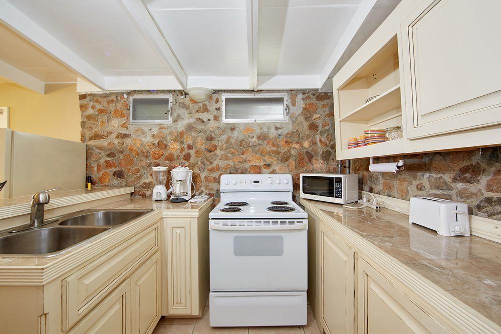 Paradise Cove Ocean Front Villas And Suites Nazareth Екстер'єр фото