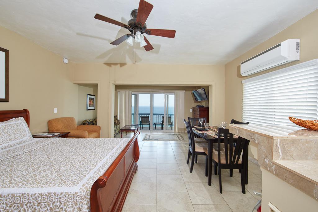 Paradise Cove Ocean Front Villas And Suites Nazareth Номер фото